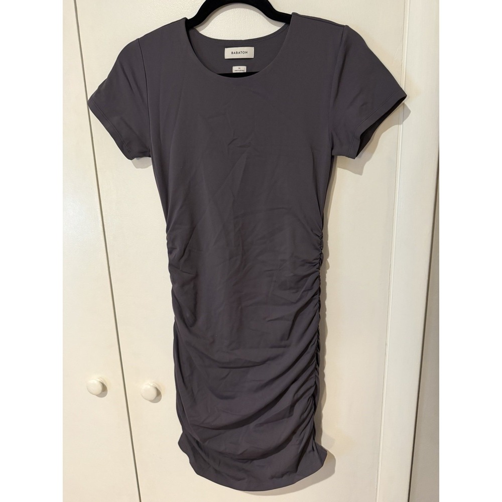 Babaton Aritzia Covet Women Gray Ruched Dress‎ Size Medium Short Sleeve Body Con